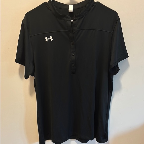 Under Armour Black Casual Button Down Shirt - Picture 1 of 4